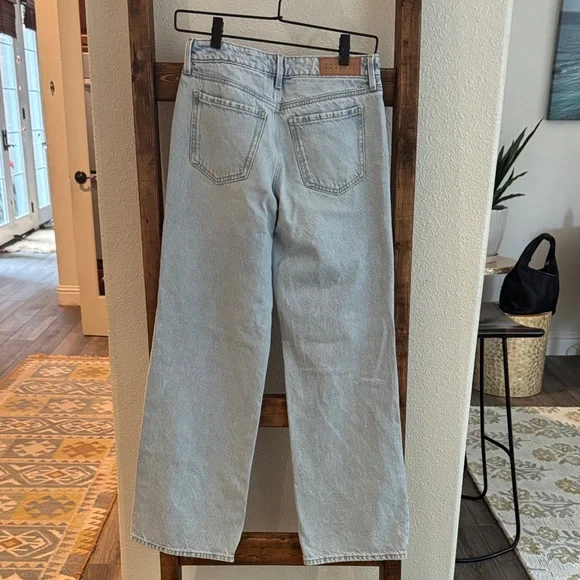 Pac Sun. Zoe Light Blue Women's low rise Girlfriend size 23 Jeans. EUC - Picture 5 of 11
